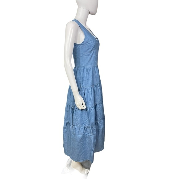 AMT Blue Maxi Dress
New - Picture 6 of 8